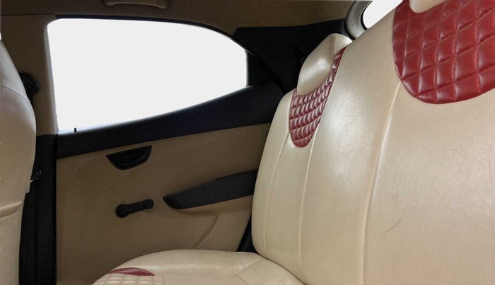 2014 Hyundai Eon ERA +, Petrol, Manual, 42,285 km, Right Side Rear Door Cabin