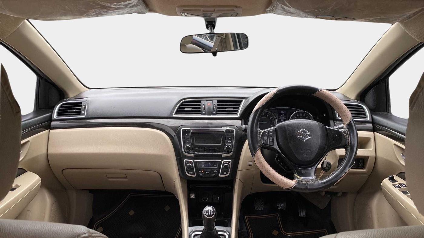 2015 Maruti Ciaz VXI+, Petrol, Manual, 77,302 km, Dashboard