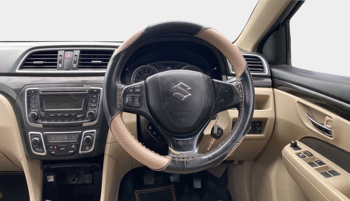 2015 Maruti Ciaz VXI+, Petrol, Manual, 77,302 km, Steering Wheel Close Up