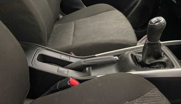 2016 Maruti Baleno DELTA PETROL 1.2, Petrol, Manual, 33,099 km, Gear Lever