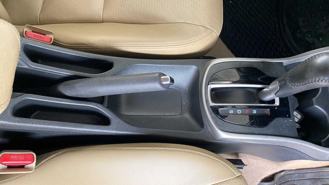 2017 Honda City 1.5L I-VTEC VX CVT, Petrol, Automatic, 43,828 km, Gear Lever