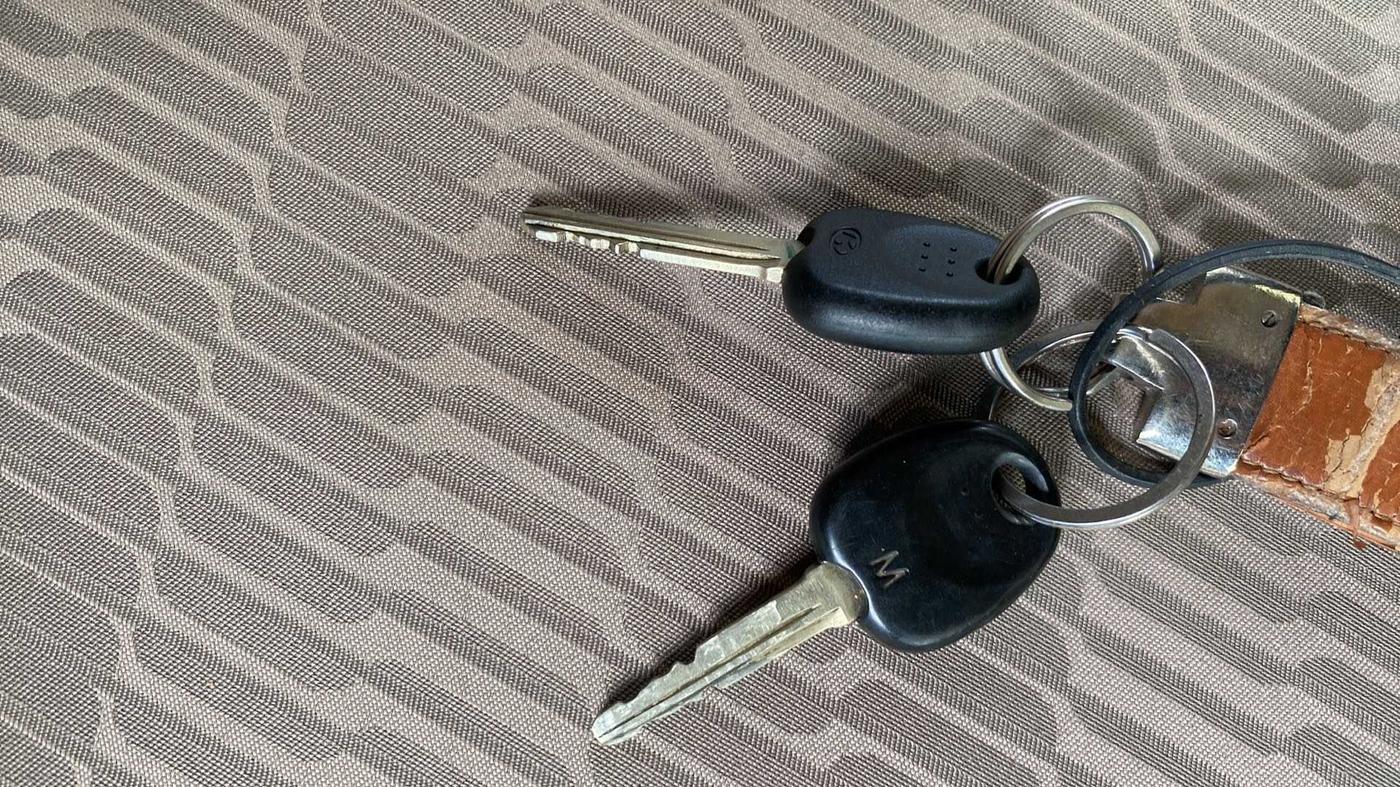 2018 Hyundai Xcent E+, Petrol, Manual, 43,633 km, Key Close Up