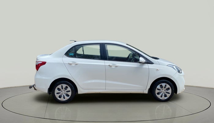 2018 Hyundai Xcent E+, Petrol, Manual, 43,633 km, Right Side View