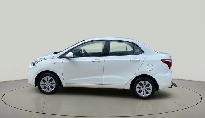 2018 Hyundai Xcent E+, Petrol, Manual, 43,633 km, Left Side