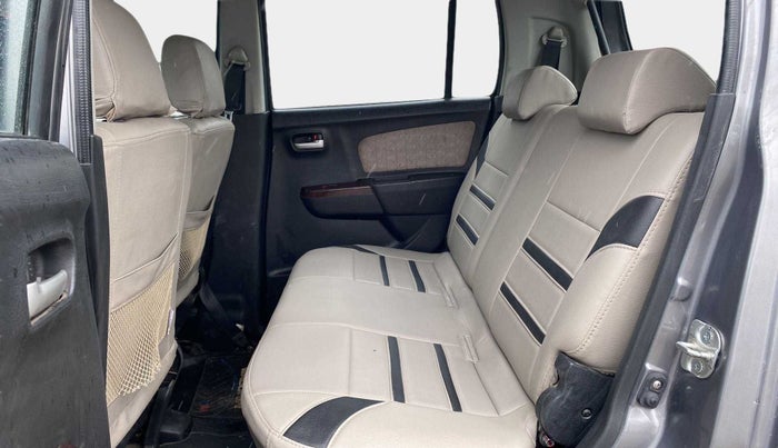 2016 Maruti Wagon R 1.0 VXI AMT, CNG, Automatic, 40,620 km, Right Side Rear Door Cabin