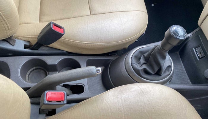 2013 Hyundai i20 MAGNA 1.2, Petrol, Manual, 59,109 km, Gear Lever
