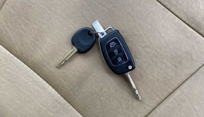 2013 Hyundai i20 MAGNA 1.2, Petrol, Manual, 59,109 km, Key Close Up