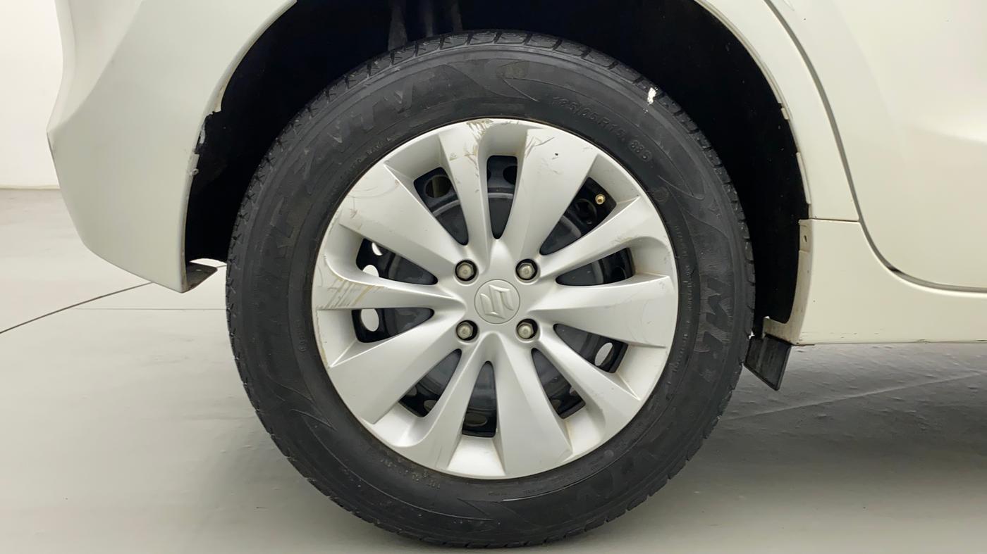 2016 Maruti Baleno DELTA PETROL 1.2, Petrol, Manual, 57,964 km, Right Rear Wheel