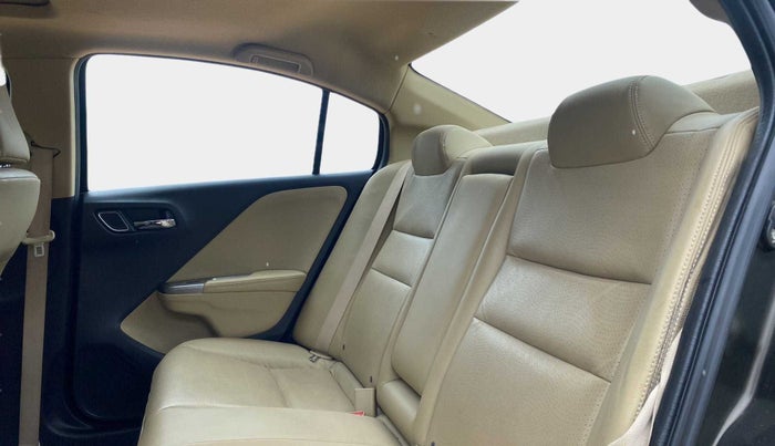 2017 Honda City 1.5L I-VTEC VX CVT, Petrol, Automatic, 39,471 km, Right Side Rear Door Cabin