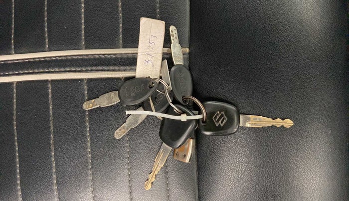 2018 Maruti Wagon R 1.0 LXI CNG, CNG, Manual, 72,457 km, Key Close Up