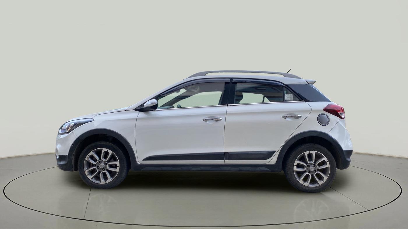 2017 Hyundai i20 Active 1.2 SX, Petrol, Manual, 35,581 km, Left Side