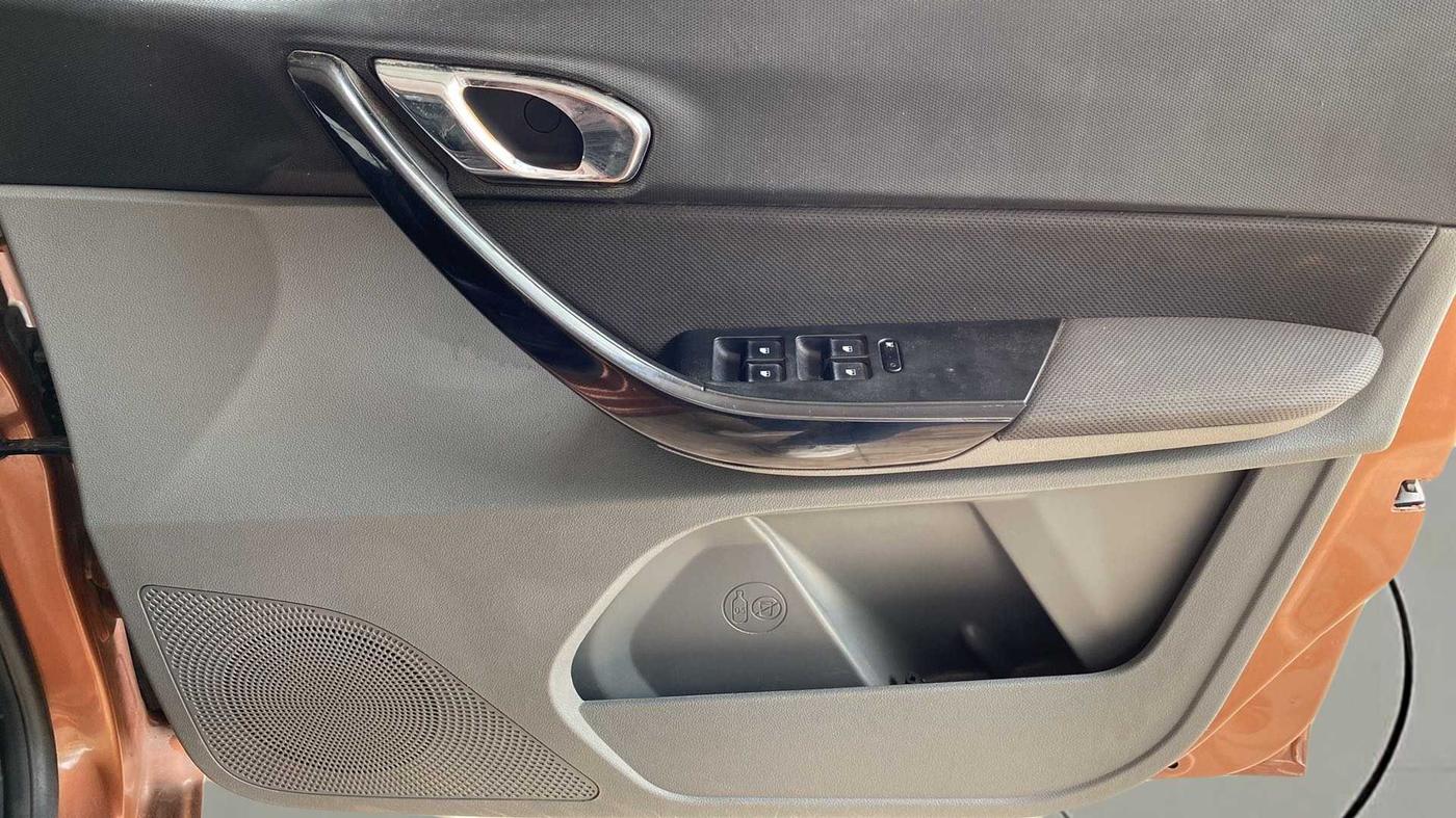 2017 Tata TIGOR XZ (O) PETROL, Petrol, Manual, 54,405 km, Driver Side Door Panels Control