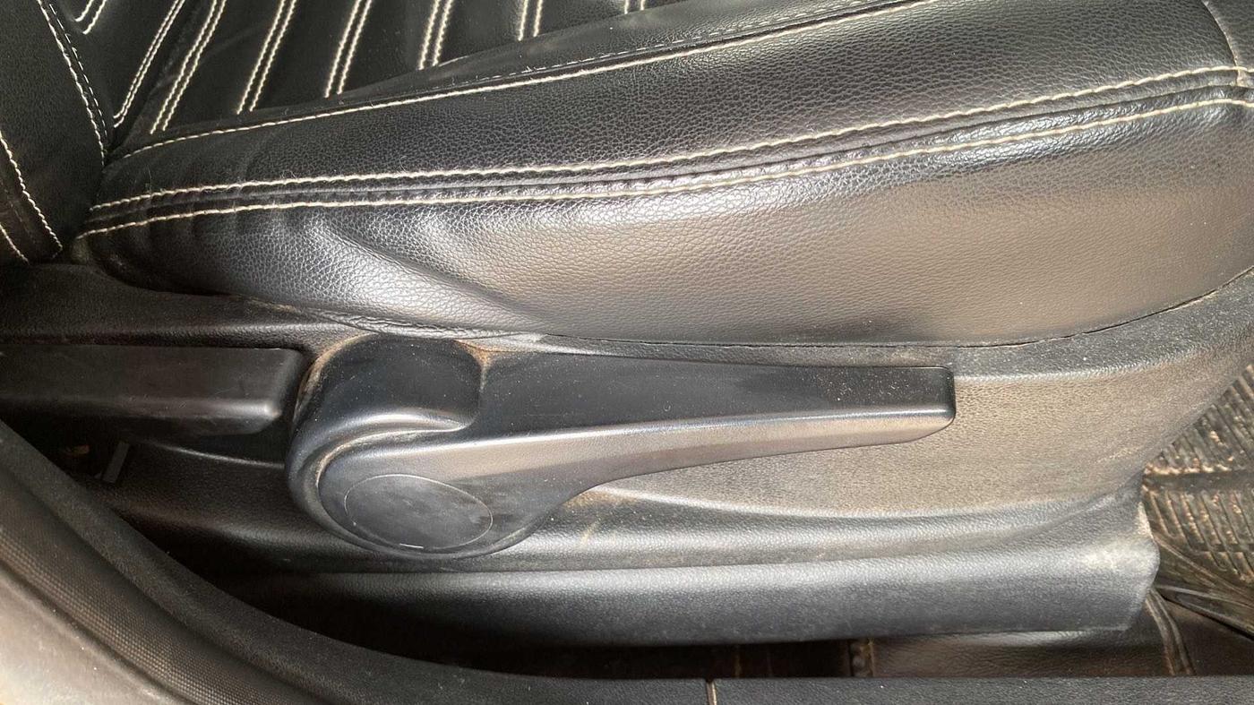 2017 Tata TIGOR XZ (O) PETROL, Petrol, Manual, 54,405 km, Driver Side Adjustment Panel