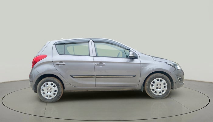 2013 Hyundai i20 MAGNA (O) 1.2, Petrol, Manual, 60,032 km, Right Side