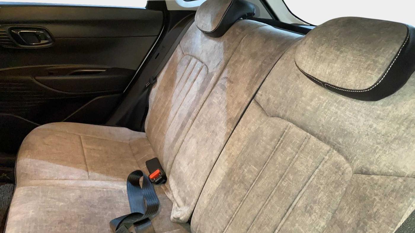 2023 Hyundai NEW I20 ASTA (O) 1.2 AT, Petrol, Automatic, 10,520 km, Right Side Rear Door Cabin