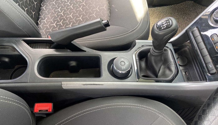 2021 Tata NEXON XM SUNROOF DIESEL, Diesel, Manual, 33,917 km, Gear Lever