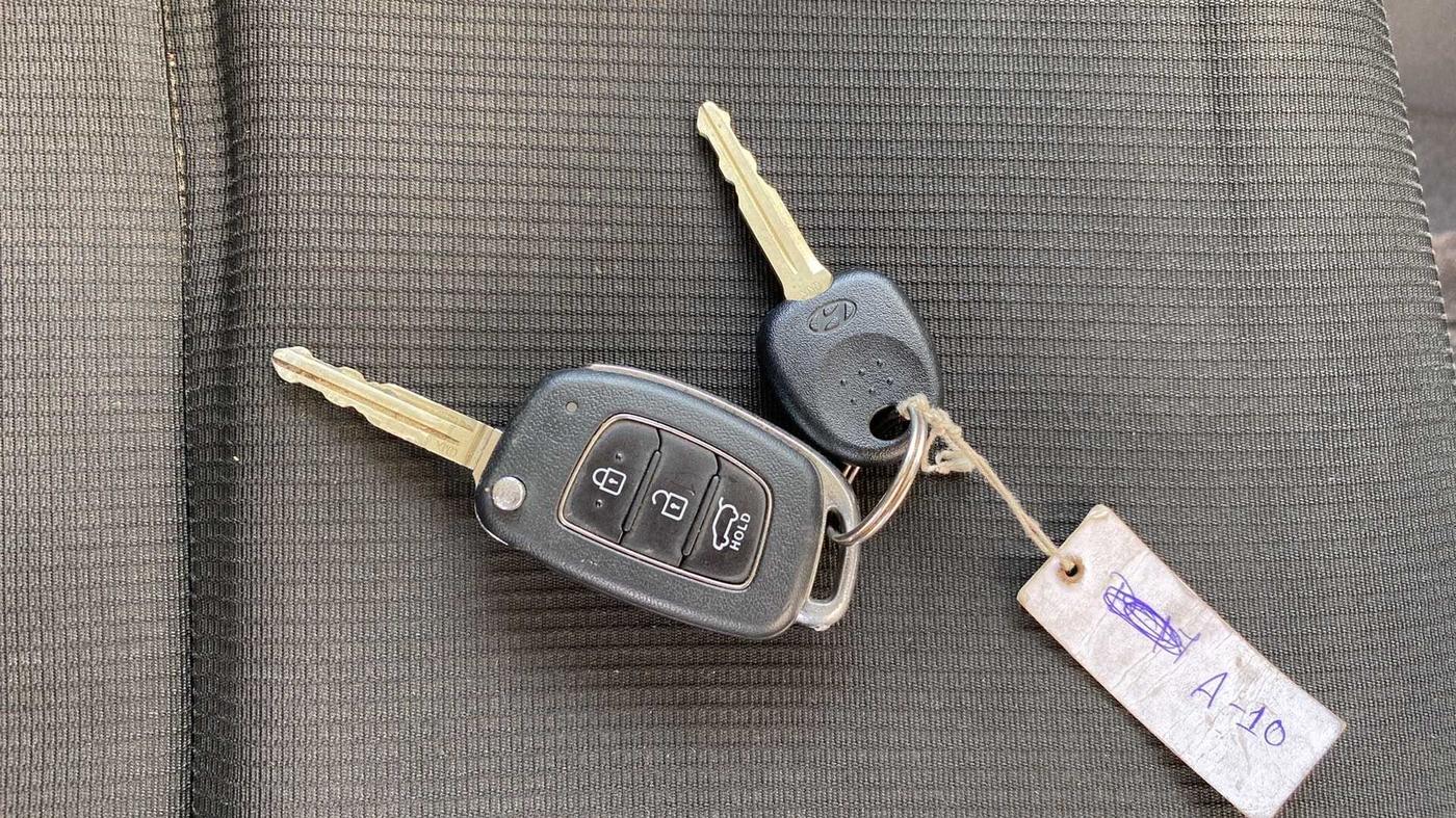 2019 Hyundai VENUE SX 1.0 TURBO, Petrol, Manual, 45,358 km, Key Close Up