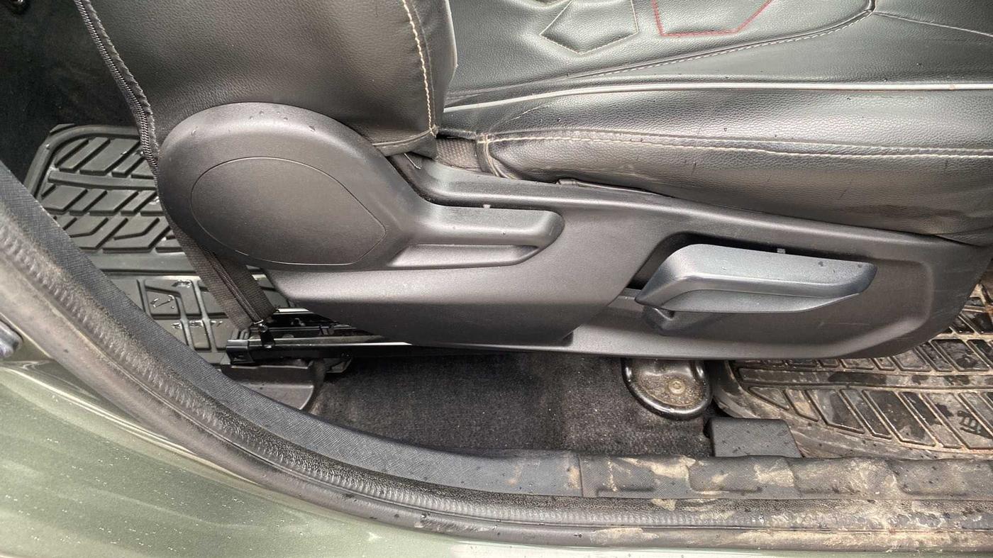 2020 Tata NEXON XZA PLUS PETROL, Petrol, Automatic, 51,907 km, Driver Side Adjustment Panel