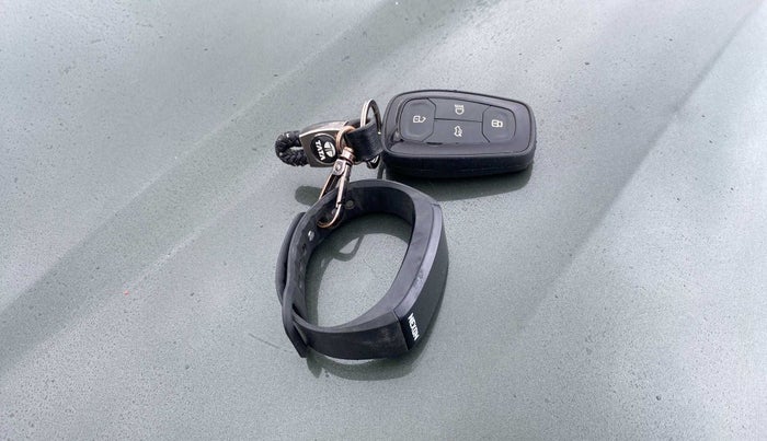 2020 Tata NEXON XZA PLUS PETROL, Petrol, Automatic, 51,907 km, Key Close Up