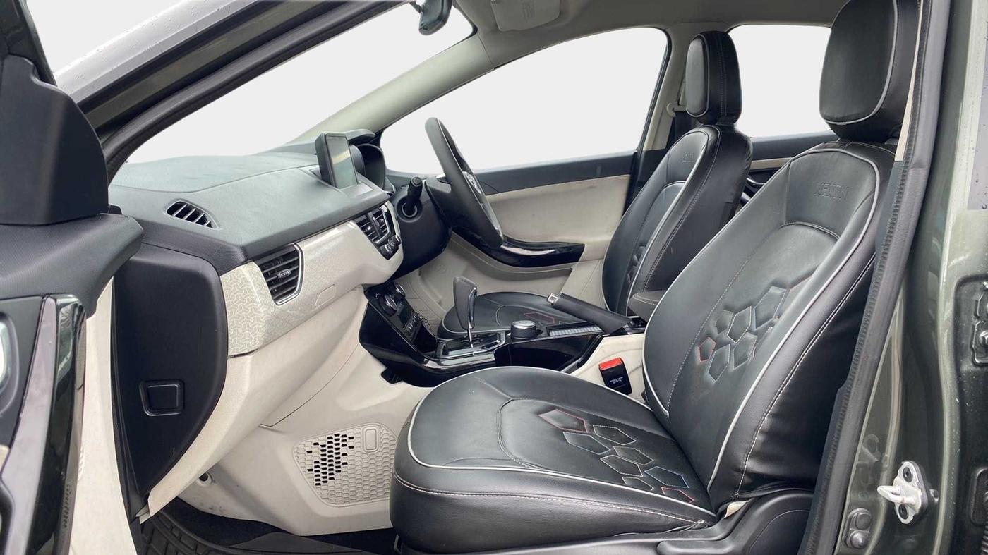 2020 Tata NEXON XZA PLUS PETROL, Petrol, Automatic, 51,907 km, Right Side Front Door Cabin