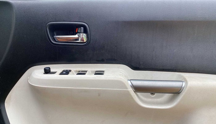 2020 Maruti IGNIS DELTA 1.2, Petrol, Manual, 77,633 km, Driver Side Door Panels Control