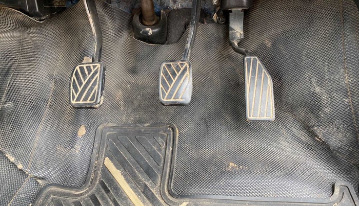 2020 Maruti IGNIS DELTA 1.2, Petrol, Manual, 77,633 km, Pedals