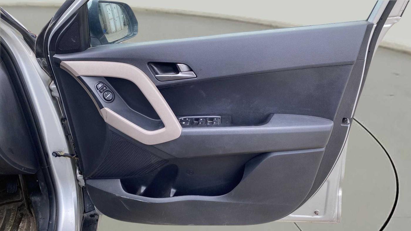 2018 Hyundai Creta SX PLUS AT 1.6 PETROL, Petrol, Automatic, 35,805 km, Driver Side Door Panels Control