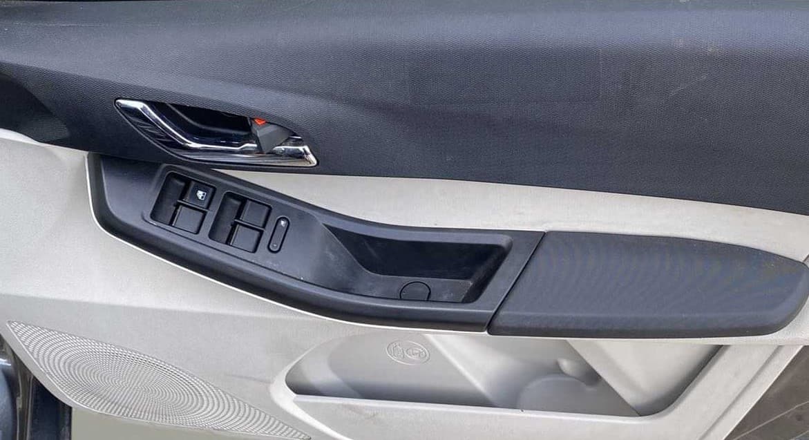 2023 Tata Tiago XZA PLUS PETROL, Petrol, Automatic, 7,889 km, Driver Side Door Panels Control