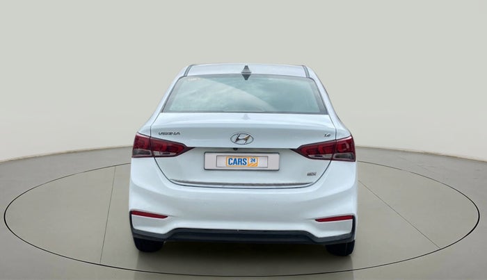 2019 Hyundai Verna 1.6 VTVT SX O, Petrol, Manual, 57,472 km, Back/Rear