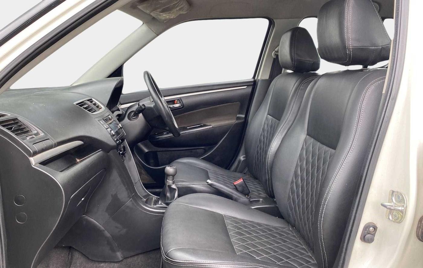 2014 Maruti Swift VXI, Petrol, Manual, 80,463 km, Right Side Front Door Cabin