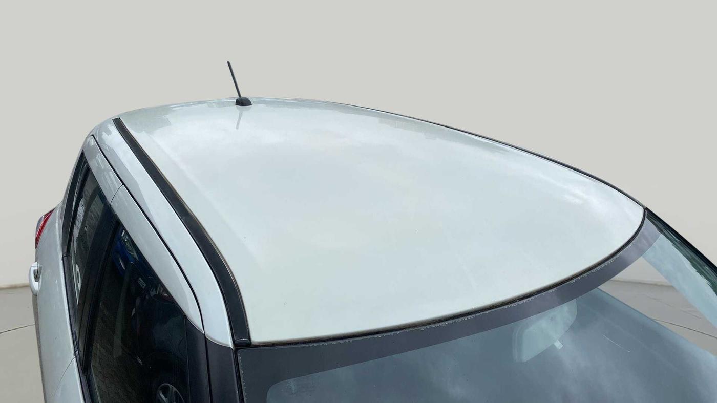 2014 Maruti Swift VXI, Petrol, Manual, 80,463 km, Roof