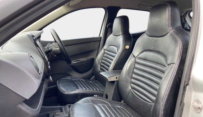 2018 Renault Kwid RXT 1.0 AMT, Petrol, Automatic, 70,759 km, Right Side Front Door Cabin