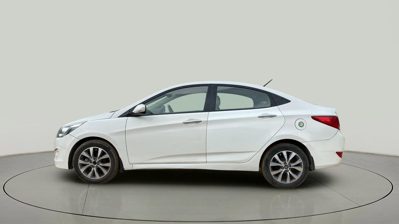 2015 Hyundai Verna FLUIDIC 4S 1.6 VTVT S(O), CNG, Manual, 94,782 km, Left Side