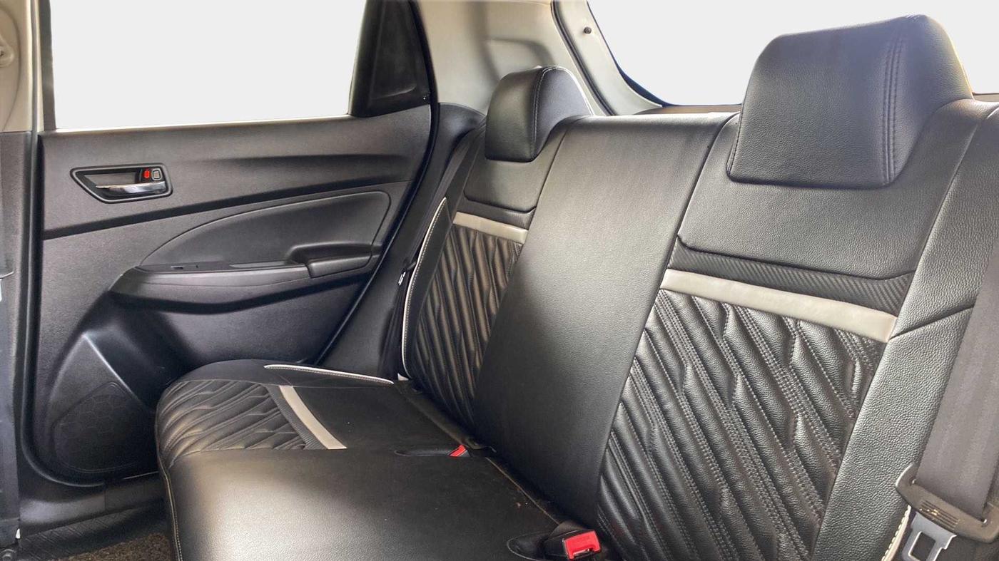 2019 Maruti Swift VXI, Petrol, Manual, 37,424 km, Right Side Rear Door Cabin