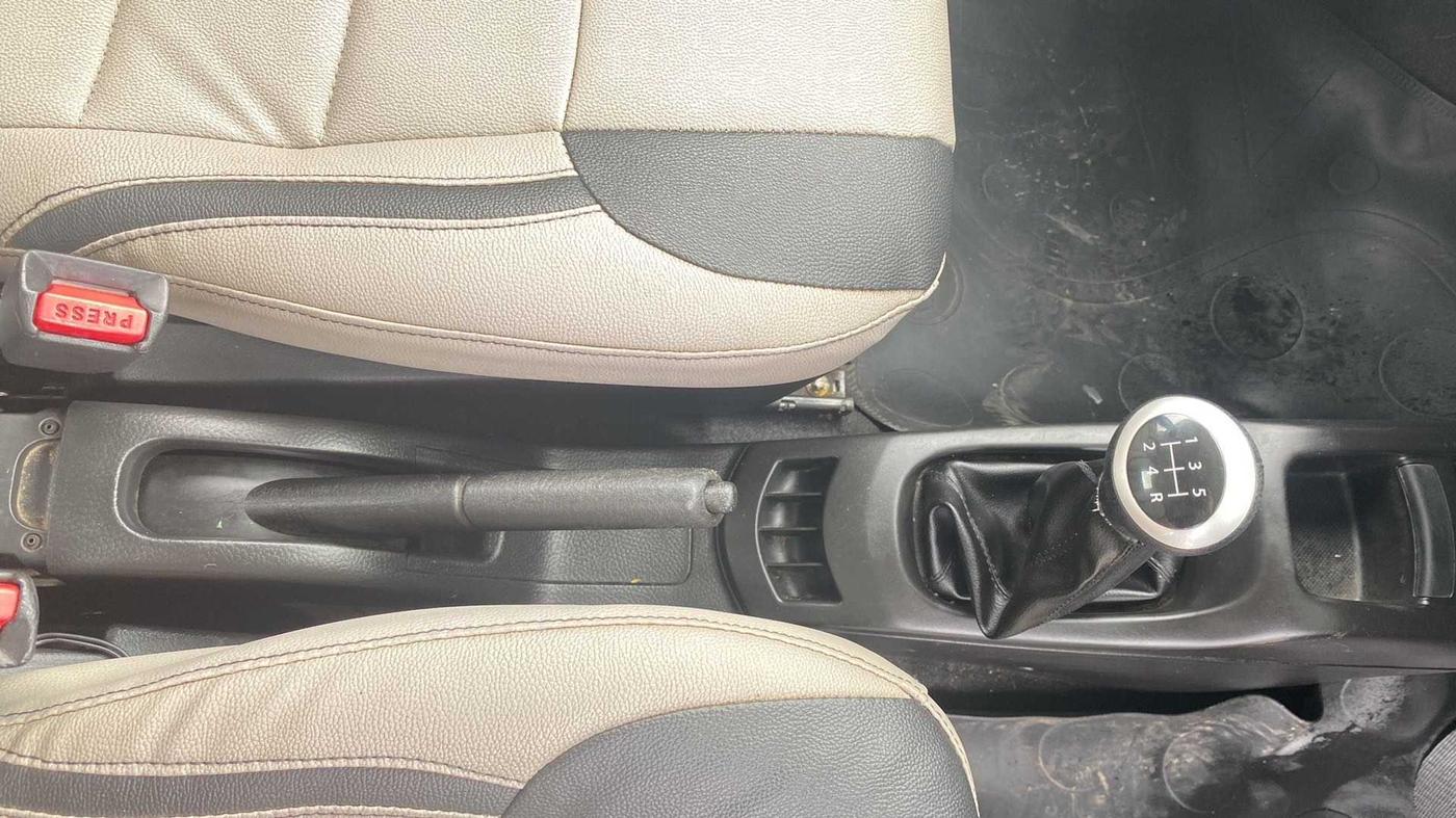 2015 Maruti Wagon R 1.0 LXI CNG, CNG, Manual, 74,036 km, Gear Lever