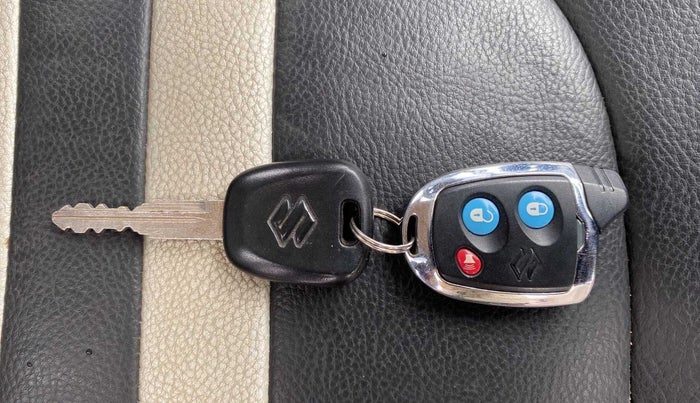 2015 Maruti Celerio VXI AMT, Petrol, Automatic, 33,709 km, Key Close Up