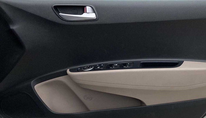 2018 Hyundai Grand i10 SPORTZ 1.2 KAPPA VTVT, Petrol, Manual, 10,212 km, Driver Side Door Panels Control