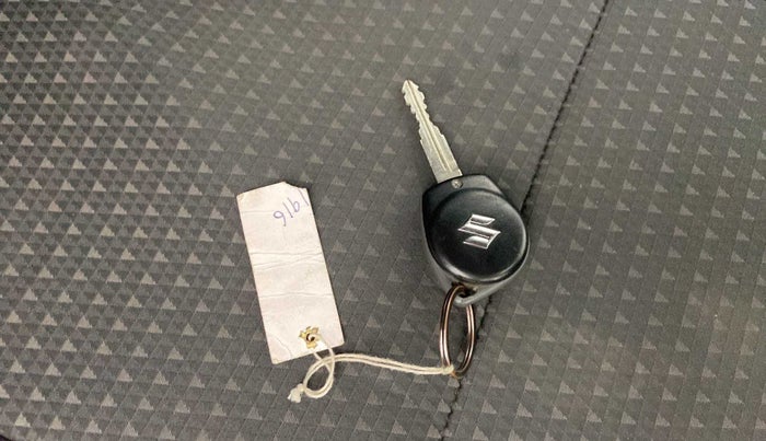2020 Maruti Baleno DELTA PETROL 1.2, Petrol, Manual, 27,940 km, Key Close Up