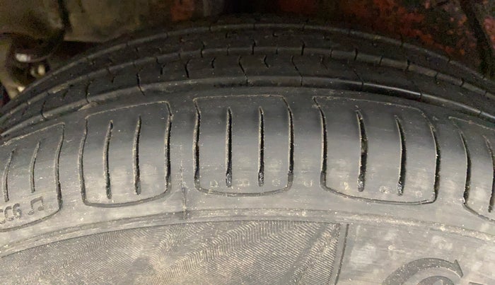 2017 Maruti Celerio VXI AMT (O), Petrol, Automatic, 41,506 km, Right Rear Tyre Tread