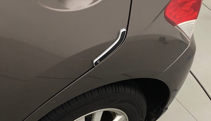 2017 Honda Brio VX AT, Petrol, Automatic, 94,995 km, Left quarter panel - Minor scratches