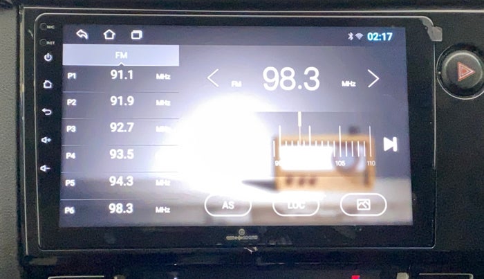 2017 Honda Brio VX AT, Petrol, Automatic, 94,995 km, Infotainment System