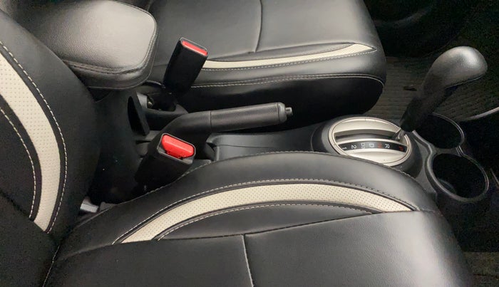 2017 Honda Brio VX AT, Petrol, Automatic, 94,995 km, Gear Lever