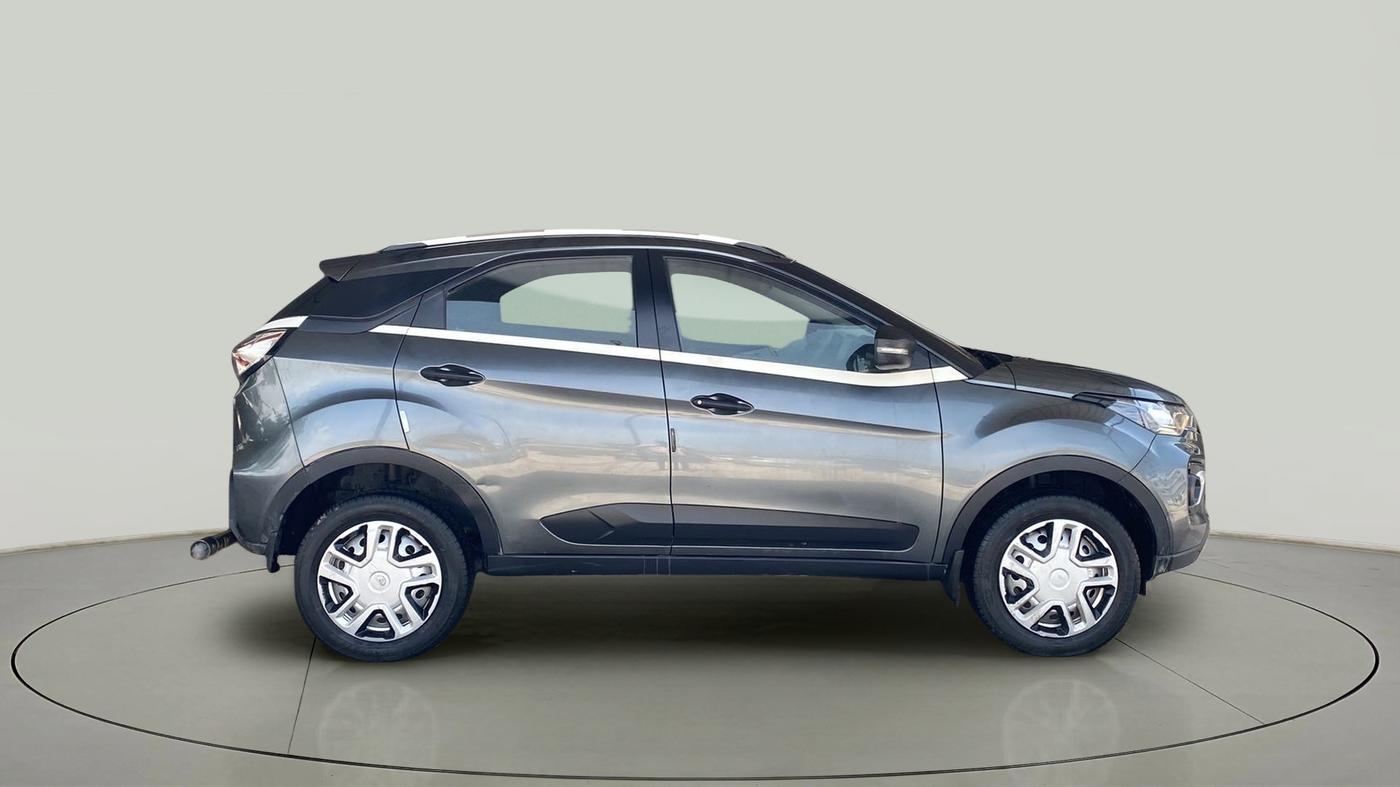 2021 Tata NEXON XE PETROL, Petrol, Manual, 40,113 km, Right Side View