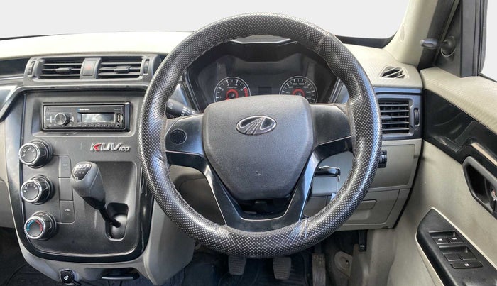 2017 Mahindra Kuv100 K4 6 STR, Petrol, Manual, 37,376 km, Steering Wheel Close Up