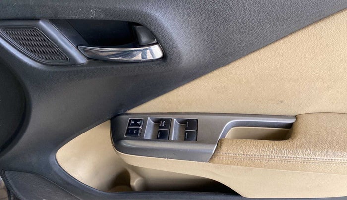 2015 Honda City 1.5L I-VTEC VX, Petrol, Manual, 72,229 km, Driver Side Door Panels Control
