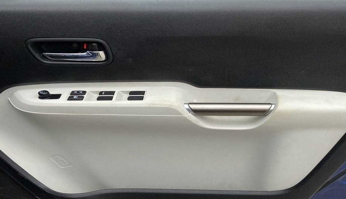 2017 Maruti IGNIS DELTA 1.2 AMT, Petrol, Automatic, 69,366 km, Driver Side Door Panels Control