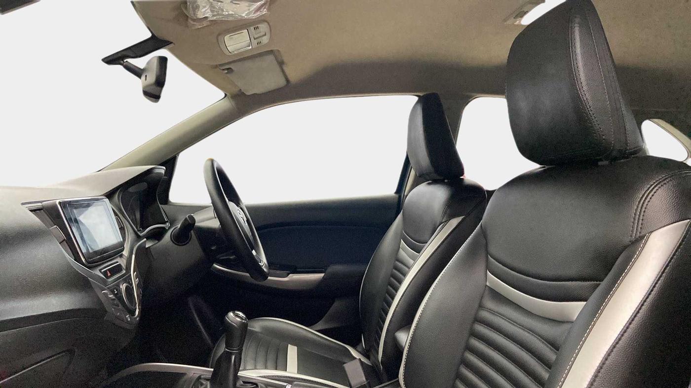 2019 Toyota Glanza G, Petrol, Manual, 78,657 km, Right Side Front Door Cabin