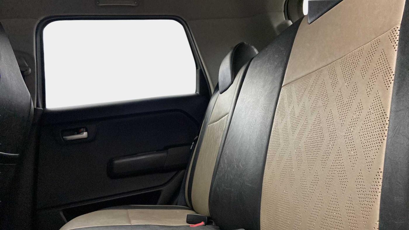 2019 Maruti New Wagon-R ZXI 1.2, Petrol, Manual, 34,898 km, Right Side Rear Door Cabin
