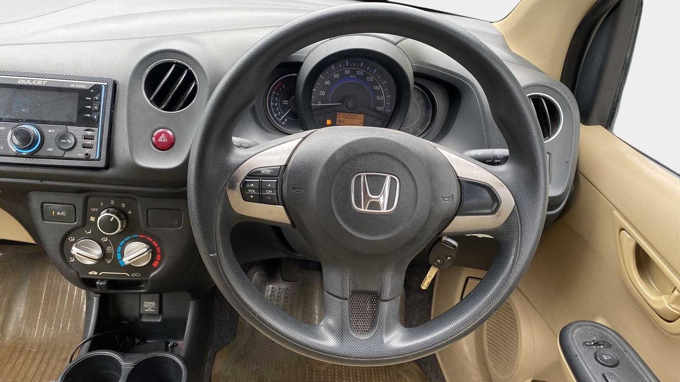 2015 Honda Amaze 1.2L I-VTEC S, Petrol, Manual, 14,995 km, Steering Wheel Close Up