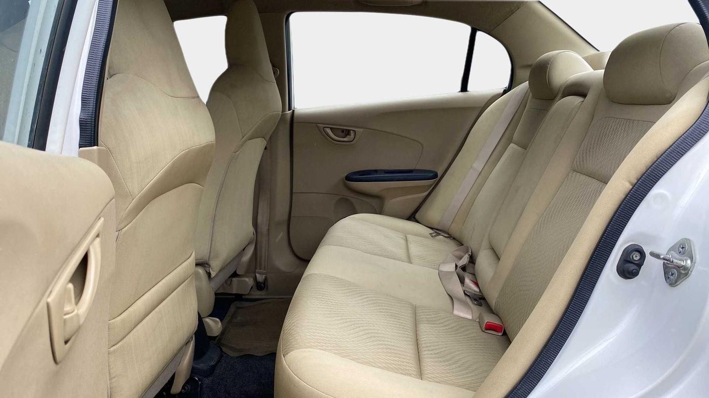 2015 Honda Amaze 1.2L I-VTEC S, Petrol, Manual, 14,995 km, Right Side Rear Door Cabin